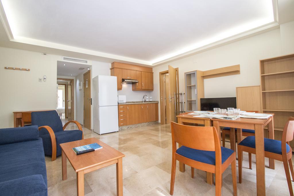 Viveros Apartments فالنسيا الغرفة الصورة